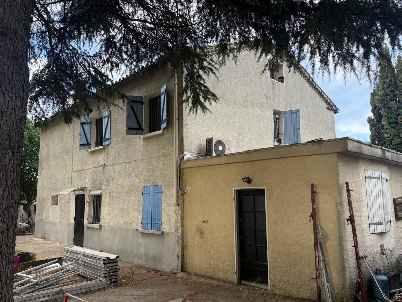 Avant l'isolation thermique à Arles 