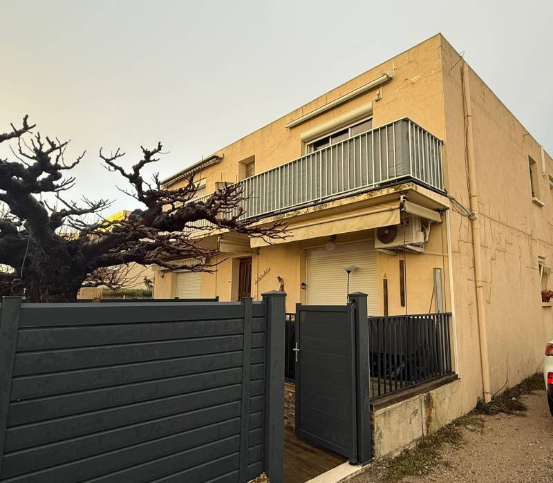 Travaux en cours : Ravalement de façade au Grau-du-Roi